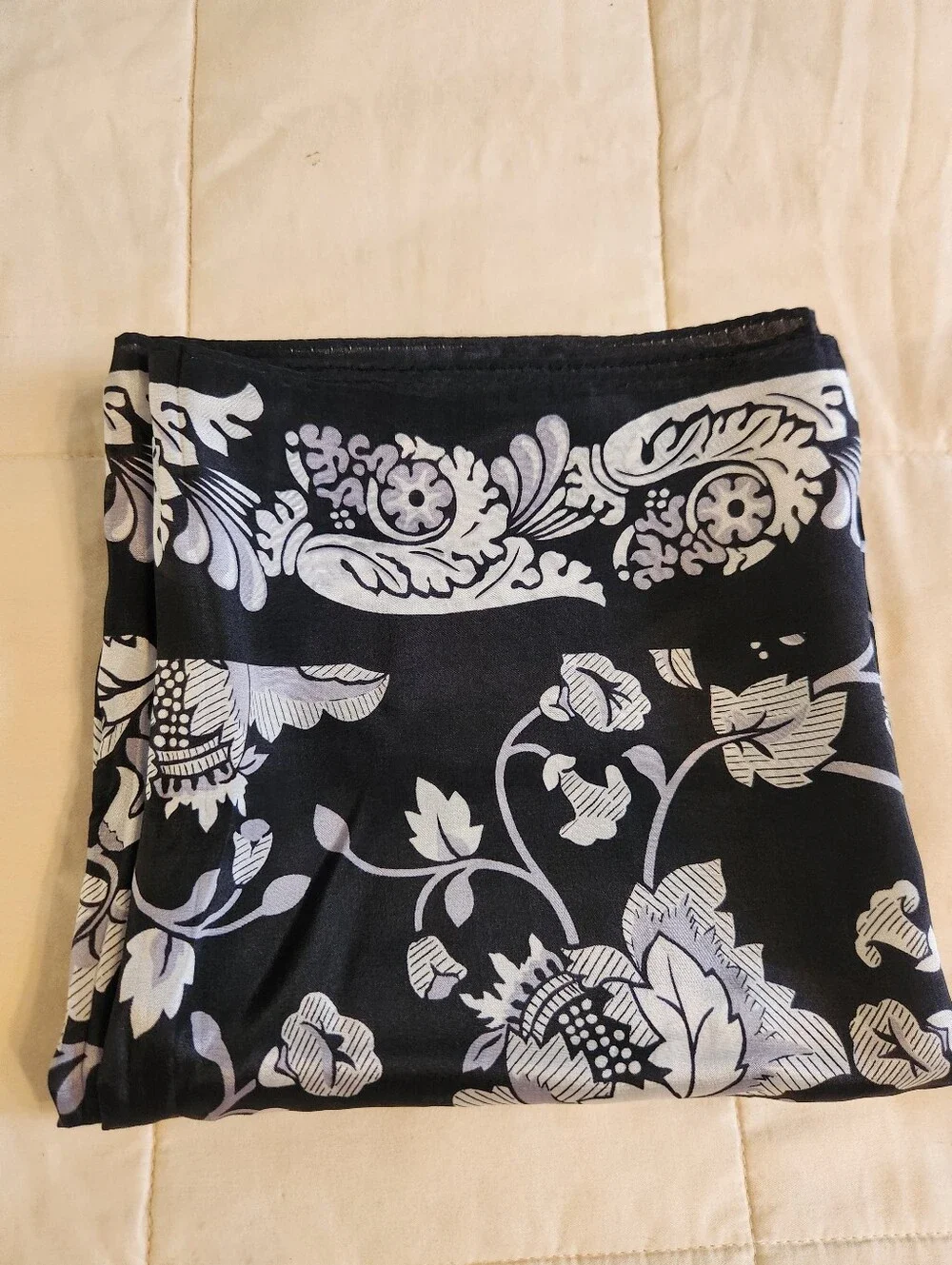 Diane von Furstenberg Scarf Black, Gray & White Floral, 31
